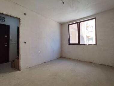 Продажба - Апартамент в Дружба 3,  Русе