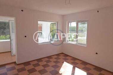 For sale - House in Cherventsi,  Varna