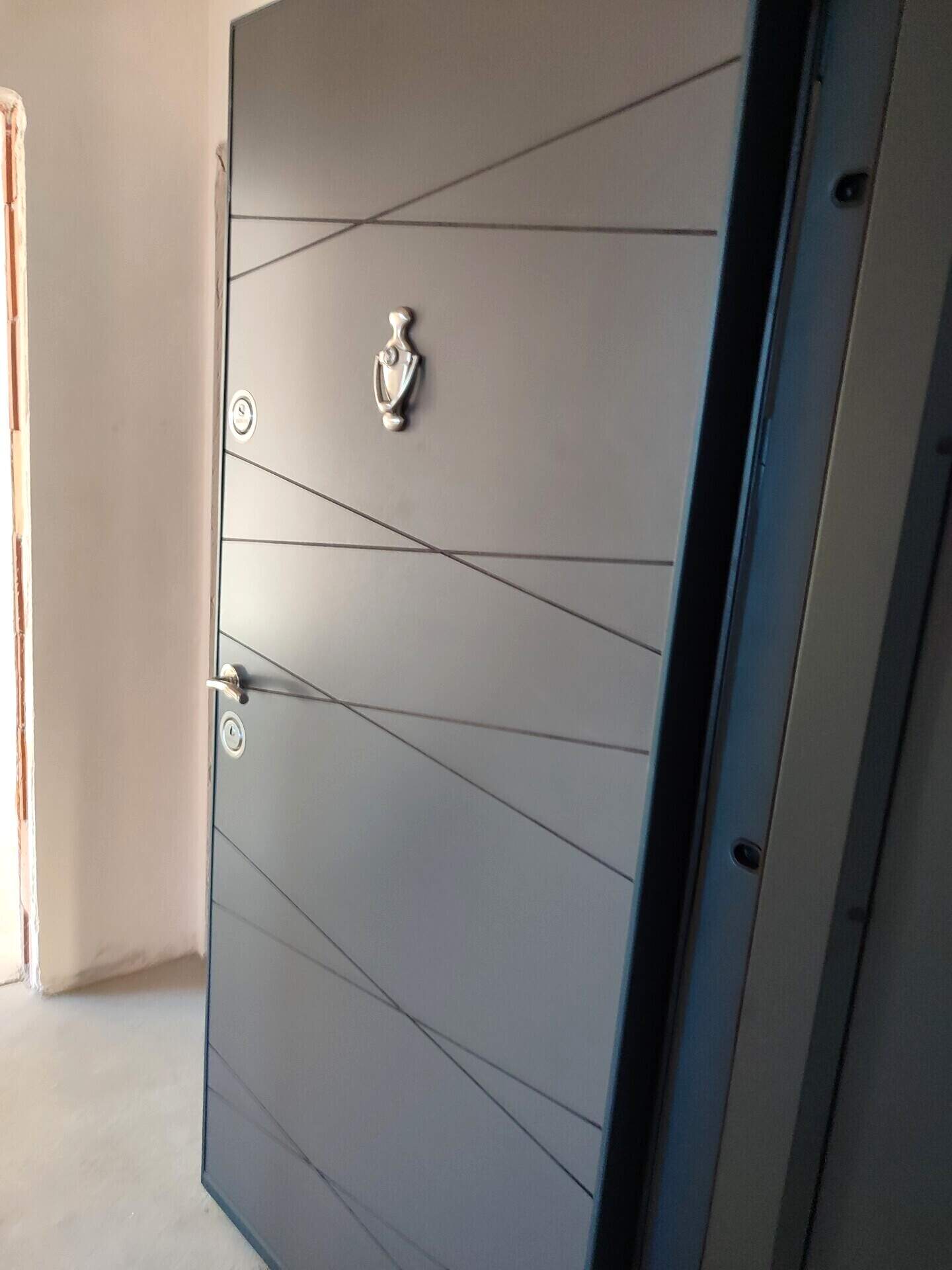 Продава Тристаен Апартамент в Център, Враца 171,200 € - ХИТ ИМОТИ ...