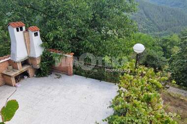 For sale - House in Batulia,  Sofia Oblast