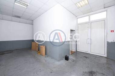 Vânzare - Spațiu industrial în Voîvodinovo,  Plovdiv
