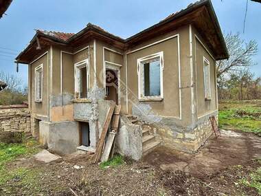 Vânzare - Casă în Strajița,  Veliko Tărnovo