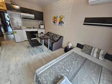 Miete - Wohnung in Mladejki halm,  Plowdiw