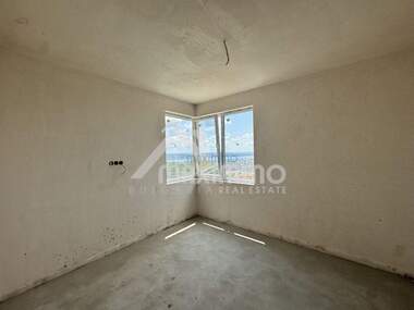 Satış - Apartman olarak Vazrajdane 3,  Varna