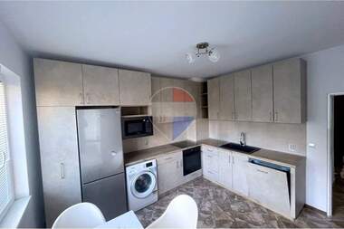 Kira - Apartman olarak Liatno kino Trakia,  Varna