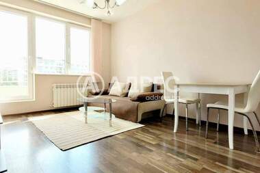 Închiriere - Apartament în Mladost-2,  Sofia