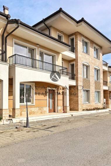 Продажба - Къща в Остромила,  Пловдив