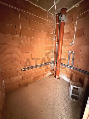 Продажба - Апартамент в Остромила,  Пловдив