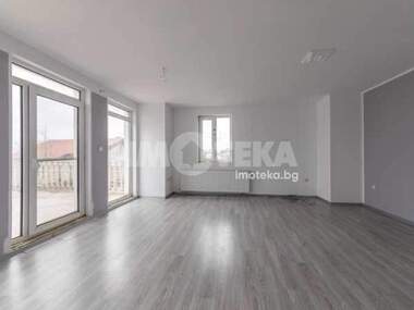 For sale - House in Zdravets,  Varna