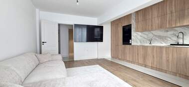 Miete - Wohnung in Pazara,  Schumen