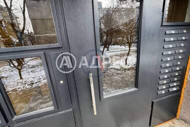Verkauf - Wohnung in Zona B-18,  Sovia