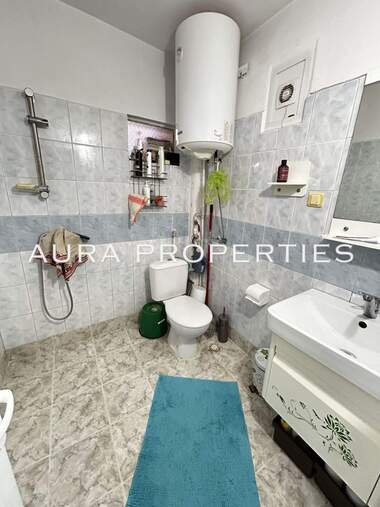 For sale - Floor of a house in Orel,  Razgrad
