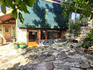 For sale - House in Avtogara,  Dobrich