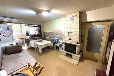 Продажба - Апартамент в Родина 1,  Русе