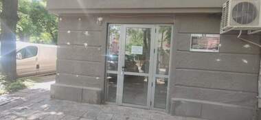 Miete - Büro/Laden/Lager/Schönheitssalon/Gastronomie/Zahnarztbüro in Center,  Plovdiv