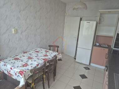 Închiriere - Apartament în Țentăr,  Vrața
