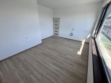 Verkauf - Wohnung in Woenno utschilishte,  Schumen