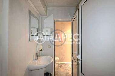 For sale - Store in Vitosha,  Sofia