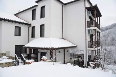 Vânzare - Hotel în Oreșak,  Lovece
