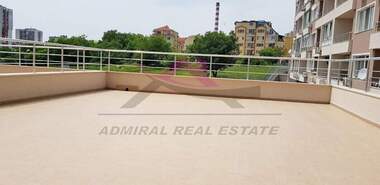 Închiriere - Apartament în Văzrajdane 1,  Varna