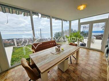 For sale - House in Akchelar,  Varna