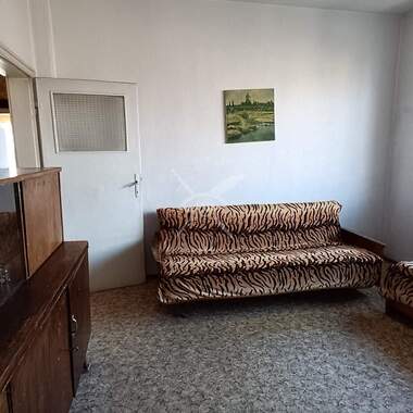 Satış - Apartman olarak Karnobat,  Burgas