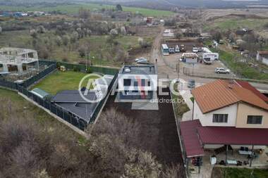 For sale - House in Golianovci,  Sofia Oblast
