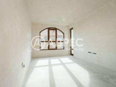 Vânzare - Apartament în Evksinograd,  Varna