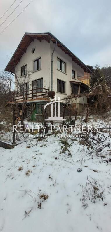 For sale - House in Sirishtnik,  Pernik
