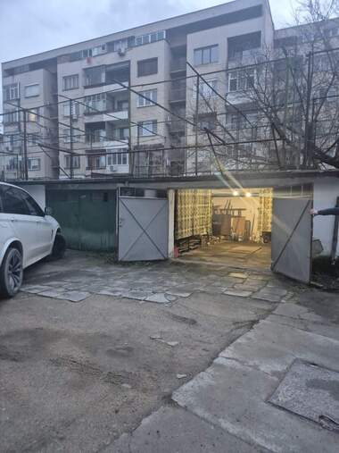 Продажа - Этаж дома в Мараша,  Пловдив