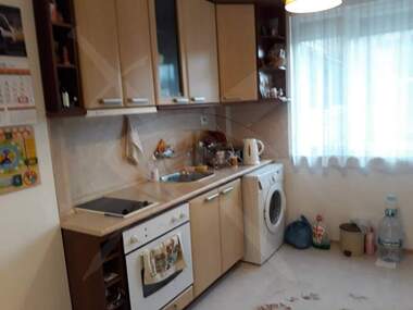 For rent - Apartment in Kolhozen pazar,  Varna