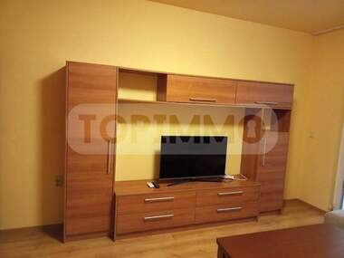 Închiriere - Apartament în VINS - Ceerven ploștiad,  Varna