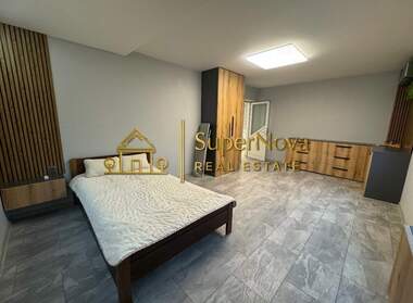 Închiriere - Apartament în Voevodski,  Haskovo