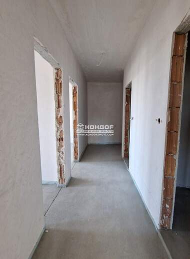 Продажба - Апартамент в Кършияка,  Пловдив