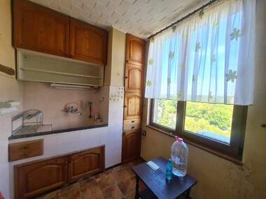 Vânzare - Apartament în Liuben Karavelov,  Haskovo