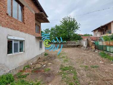 For sale - House in Brestnik,  Plovdiv