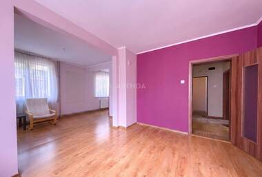 For sale - House in Vladaia,  Sofia