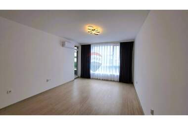 Închiriere - Apartament în Troșevo,  Varna