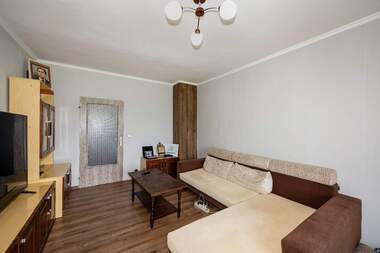 Vânzare - Apartament în Glavinița,  Pazardjik