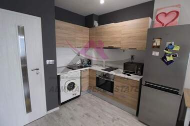 Kira - Apartman olarak Mladost 1,  Varna