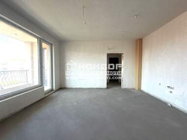 Продажба - Апартамент в Остромила,  Пловдив