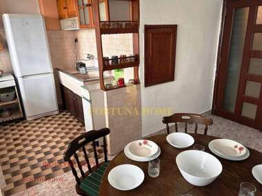 Vânzare - Apartament în Avtogara,  Varna
