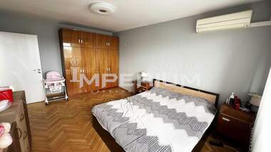 For rent - Apartment in Cveten kvartal,  Varna