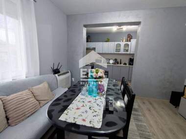 Vânzare - Etaj din casă în Boliarovo,  Haskovo