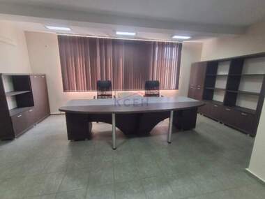 For rent - Office in Centar,  Targovishte