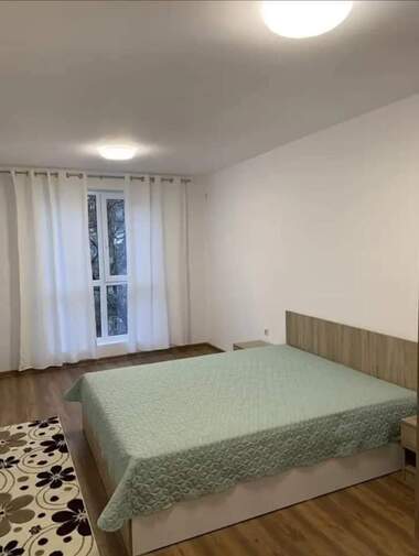 Miete - Wohnung in Mladejki halm,  Plowdiw