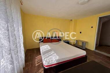 For sale - House in Opicvet,  Sofia Oblast