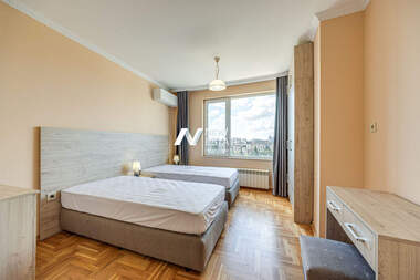 Închiriere - Apartament în Mladost-2,  Sofia