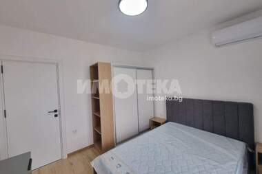 Продажба - Апартамент в Младост 1,  Варна