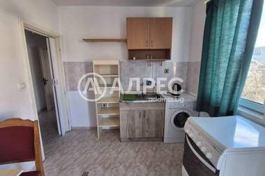 Închiriere - Apartament în Center,  Varna
